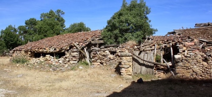 Aldeias abandonadas