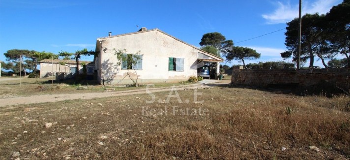 Casa militar à venda