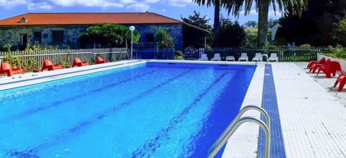 Hotel com piscina