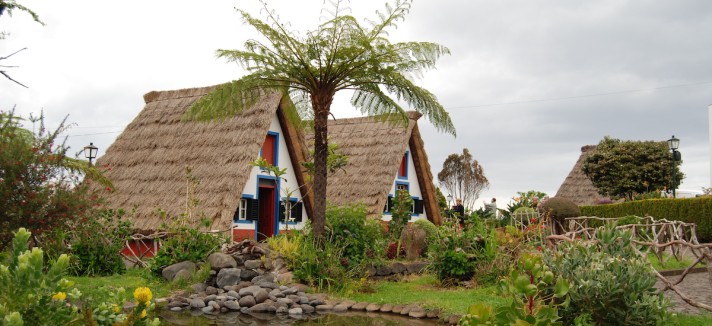 casas tradicionais de colmo