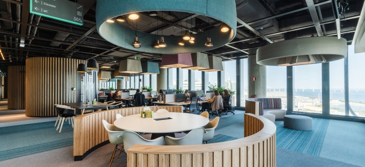 Trabalhar em Lisboa em escritórios modernos