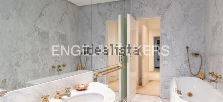 Casa de Raffaella Carrà está à venda