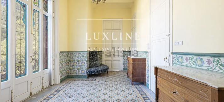 La casa de Rosalía y Rauw Alejandro sigue a la venta dos años después de su ruptura: así es esta villa modernista