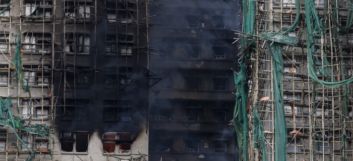 Fogo em prédio em Hong Kong