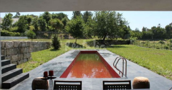 casas de fim-de-semana: quinta com piscina e vista para o parque natural de sintra (fotos)