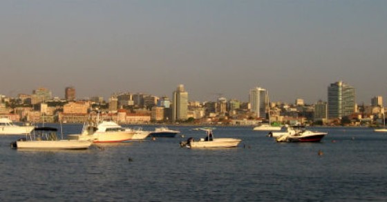 apartamentos de luxo em lisboa são duas vezes mais baratos que em luanda