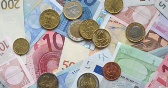 consumidores podem ser multados se não exigirem factura 