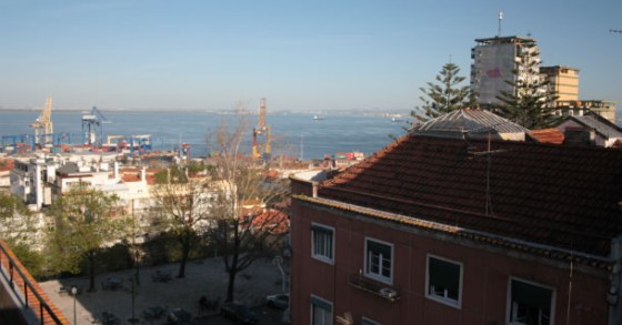 casa arrendada: viver num t2 em lisboa (fotos)