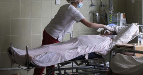 hospitais públicos com cortes adicionais de pelo menos 4% na despesa 