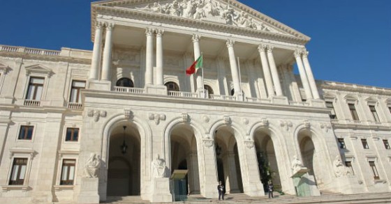 Parlamento aprova hoje diploma do OE2014 na generalidade 