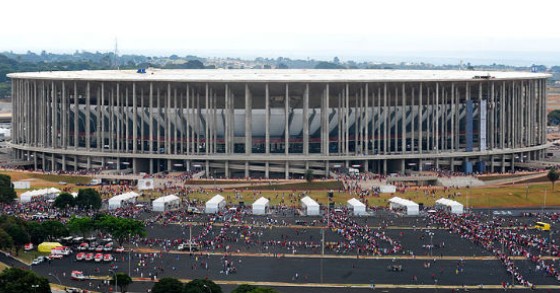 Estádios do Brasil custam mais que nos dois últimos Mundiais