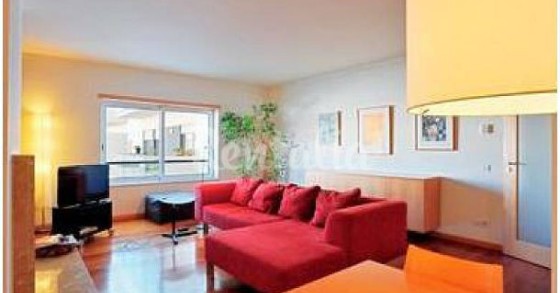 casas de fim-de-semana: refúgio sobre o mar, a ria e a serra em odiáxere (fotos)