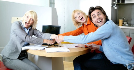 Seis conselhos para te sentires mais feliz no trabalho