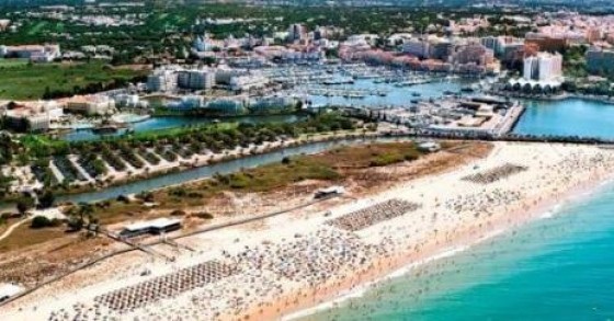 Lusort, dona de Vilamoura, vendida pelos espanhóis da Catalunyacaixa à Lone Star e Paul Taylor