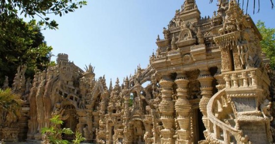 A surpreendente história do homem que tropeçou numa pedra e, com isso, acabou por construir um palácio (fotos) 