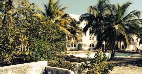 Visita guiada às ruínas da mansão secreta do barão da droga Pablo Escobar (fotos) 