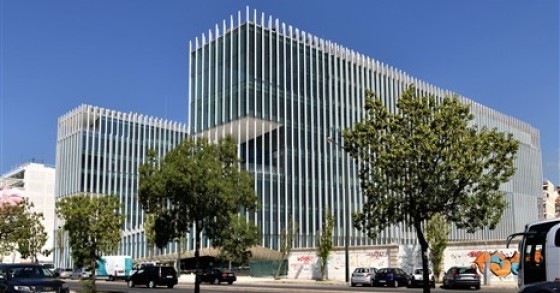 A nova sede da EDP está localizada junto ao Cais do Sodré, na Avenida 24 de Julho (Foto: Dinheiro Vivo).