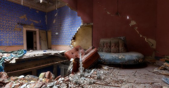 Mansões abandonadas: entre a beleza e o terror 