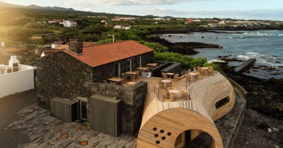 O Cella Bar, na Madalena (Pico/Açores), venceu na categoria Hospitalidade (Fotos: Archdaily).
