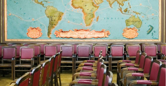 A hasta pública vai realizar-se na Sociedade de Geografia, nas Portas de Sto. Antão, Lisboa