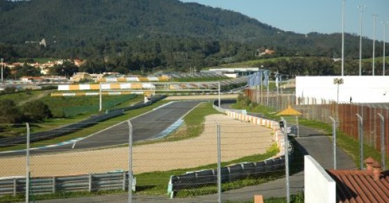 Ocupação de terrenos está no centro da polémica (Foto: www.circuito-estoril.pt).