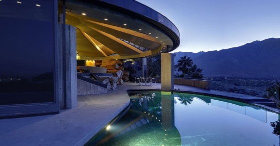 James Bond, em saldos: casa de “007 – Os Diamantes São Eternos” à venda com desconto