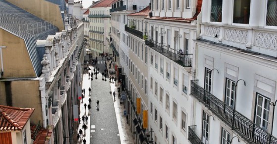 Vendem-se 20 casas de luxo por dia 