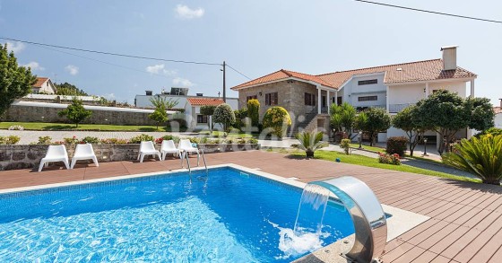 Casas de fim de semana: Refúgio de luxo com vista para serra e mar em Esposende