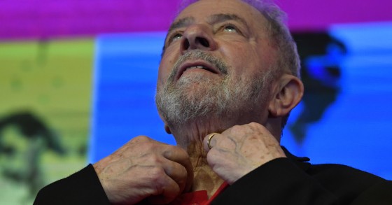 Lula da Silva condenado a nove anos e meio de prisão 