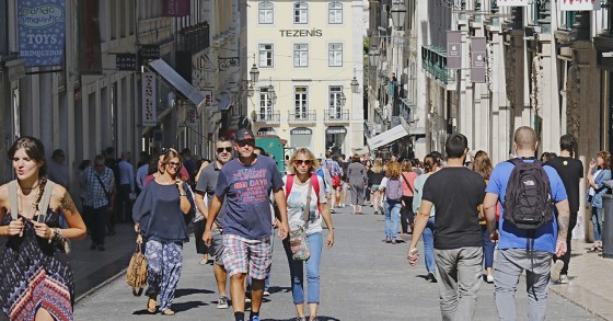 Maior subida das rendas do comércio de rua na Europa aconteceu no... Chiado