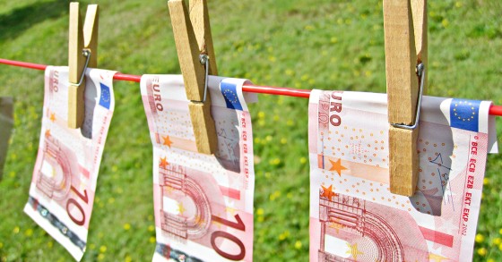 Já é proibido pagar acima de 3.000 euros em dinheiro