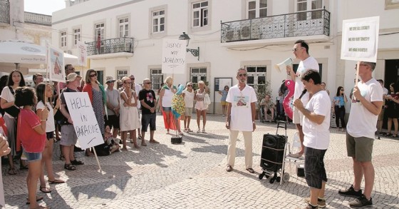 Casa de luxo em vias de ser demolida em Olhão, por diferendo entre autarquia e Ambiente