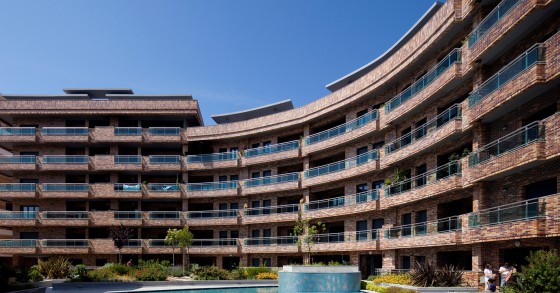 Construtora fundada pelo presidente do Benfica está falida e deixa Estado "a arder" com 72 milhões