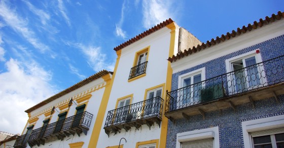 Governo vai apoiar imobiliário, mas de acordo “com a função social dos imóveis”