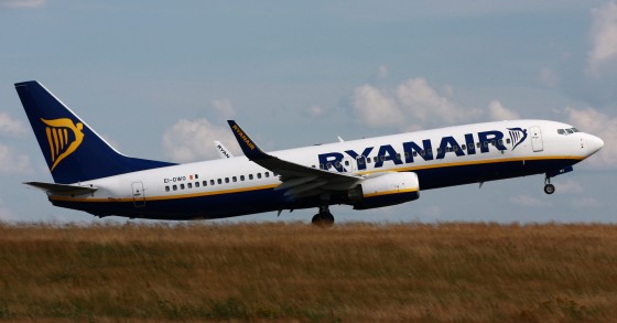 Preparado para viajar? A Ryanair está com voos a partir de 9,99 euros