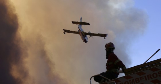 Fogos de outubro destruíram 900 casas de primeira habitação