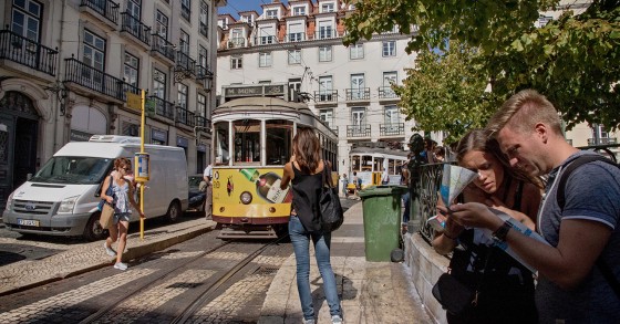 Lisboa: câmara vai rever planos de urbanização e estabelecer regras para o AL 