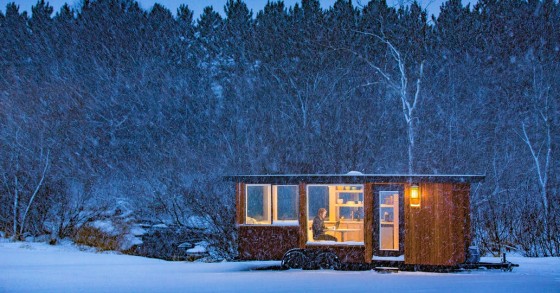 Uma casa sobre rodas moderna e luminosa