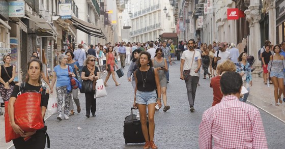 Casas para turistas: 50% do Alojamento Local foi registado nos últimos dois anos