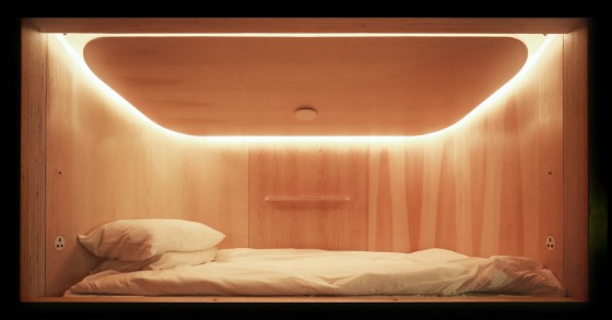 Um hotel cápsula onde podes ir dormir só “uma sestinha”...