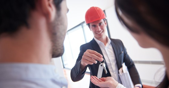 Vais comprar casa? Conselhos na hora de contratar uma agência imobiliária