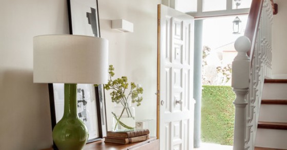 Truques para converter a entrada da casa num lugar muito especial 