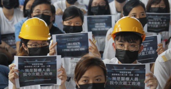 Tensão em Hong Kong faz disparar interesse em vistos gold portugueses