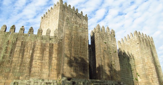 Guimarães quer “derrubar obstáculos identificados” para aumentar permanência de turistas
