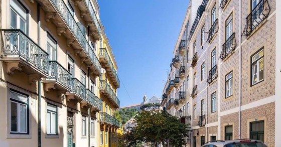 Venda de edifícios para reabilitação em alta devido à falta de oferta de obra nova