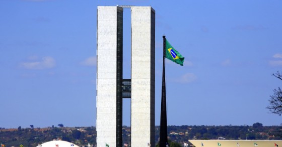 Mota-Engil assina novo contrato de 122 milhões no Brasil para recolha de lixo