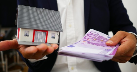 Spread: o que é e como usar para pedir (e negociar bem) um empréstimo à habitação
