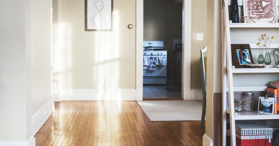 10 erros que (quase) toda a gente comete a limpar a casa - e como evitá-los