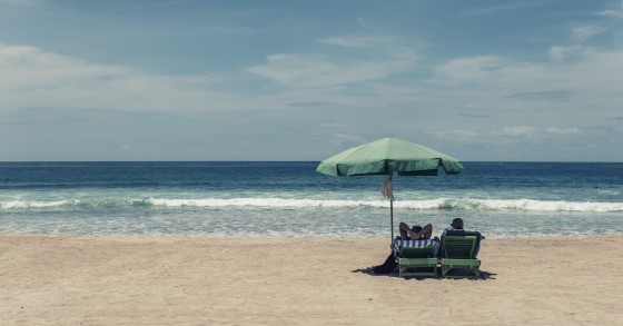 Ir à praia já tem novas regras em vigor – assim será a época balnear em plena pandemia