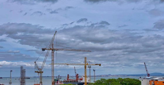 Construção vive “período difícil e incerto”... mas resistiu ao primeiro impacto da pandemia